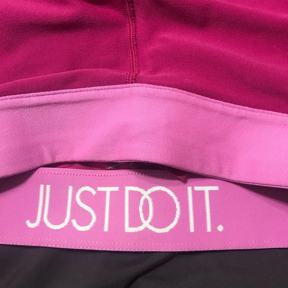 Nike capris - Picture 2 of 3